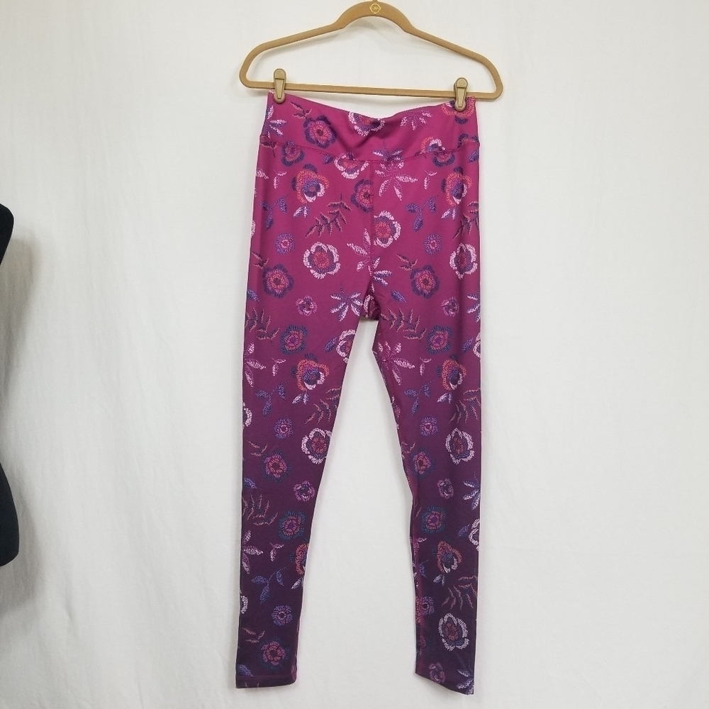 42. NWT Full Beauty Sport leggins